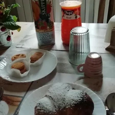 La Casa Dei Frutti Di Bosco Garlasco